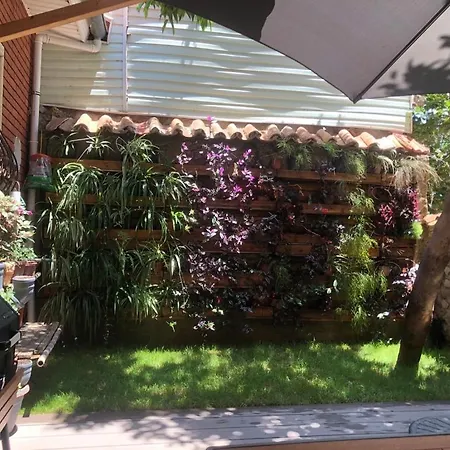 Kaleici Muestakil Kisiye Oezel Bahceli Muestakil Вилла *