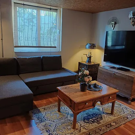 Kaleici Muestakil Kisiye Oezel Bahceli Muestakil *