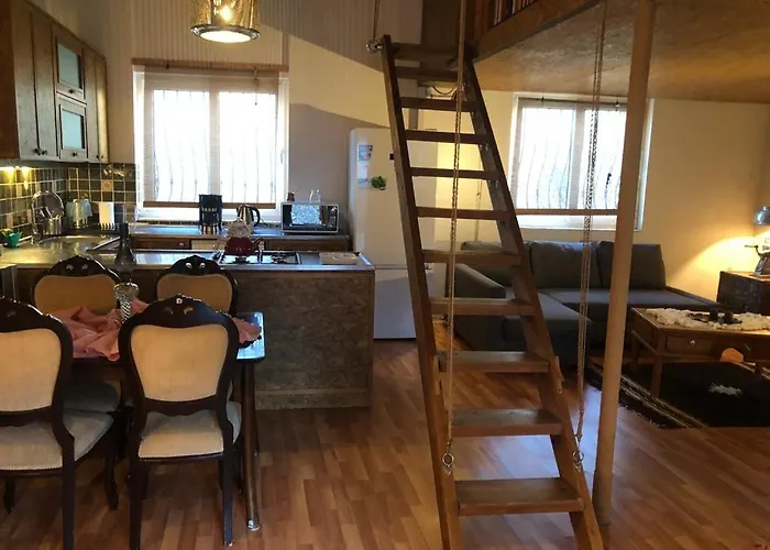 Villa Kaleici Muestakil Kisiye Oezel Bahceli Muestakil